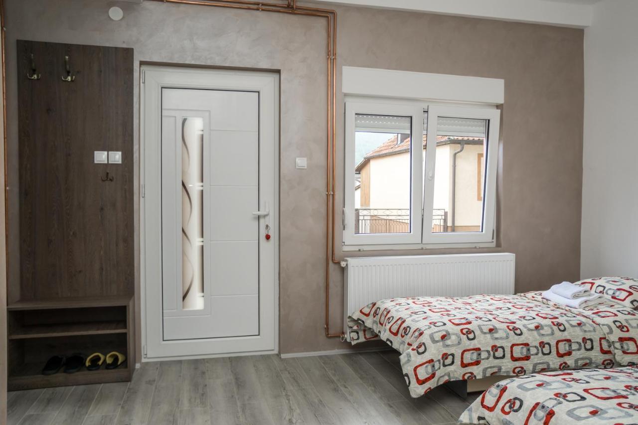 City Apartment Bb Баїна-Башта Екстер'єр фото
