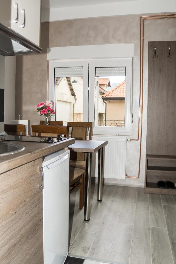 City Apartment Bb Баїна-Башта Екстер'єр фото